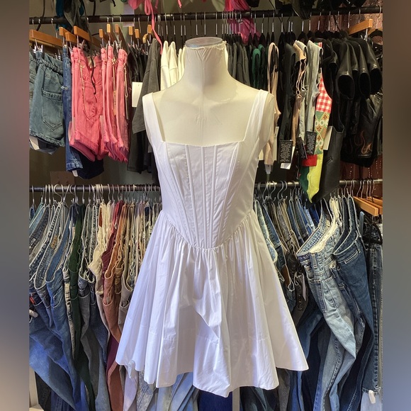 Mila Boned Flare Mini Dress In White Cotton poplin Bustier - Picture 2 of 5